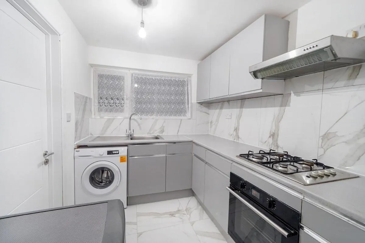 Hububb Loxford Apartment Ilford