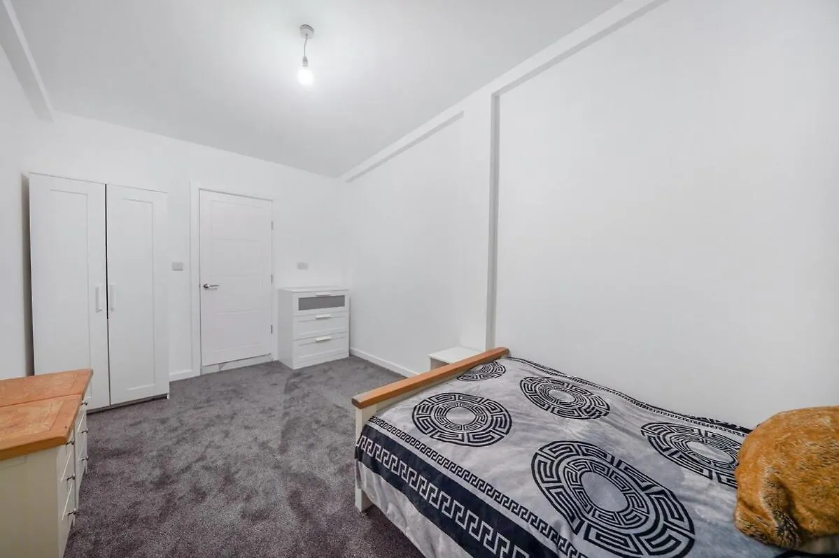 Hububb Loxford Apartment Ilford